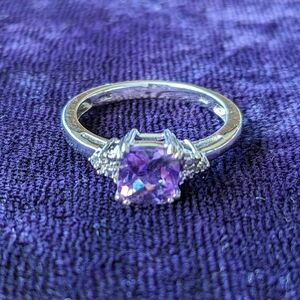 925 Sterling Silver Ring With Sparkly Purple Amethyst And Two Diamonds